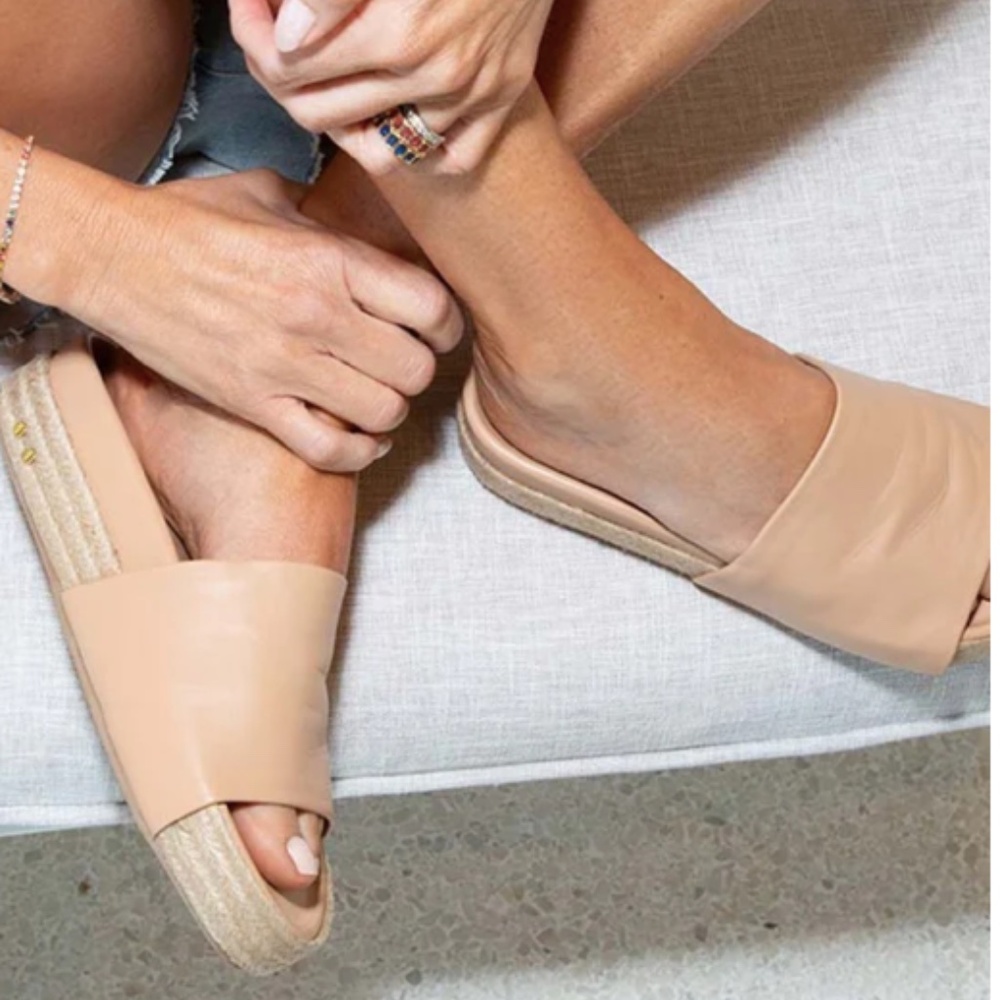 beek Pelican Jute Leather Sandal